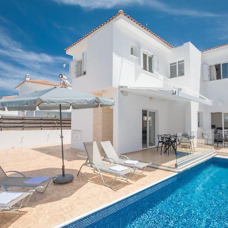 Elite Luxury Villa Paralimni Luaran gambar