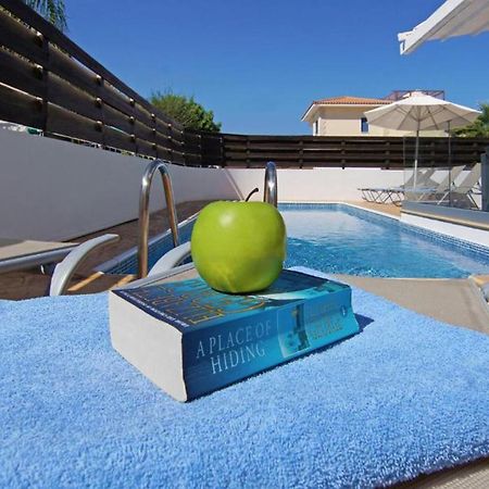 Elite Luxury Villa Paralimni Luaran gambar