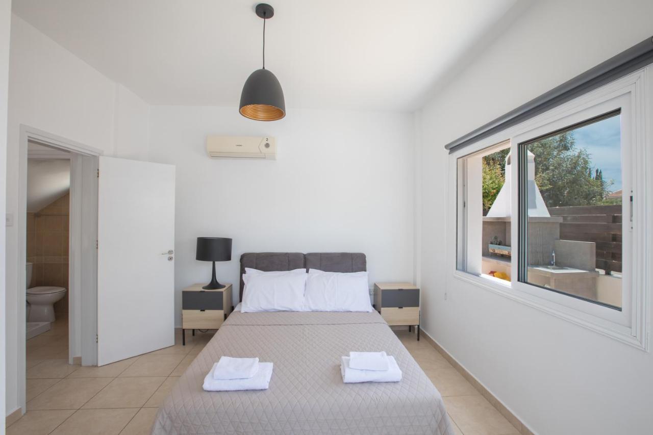 Elite Luxury Villa Paralimni Luaran gambar