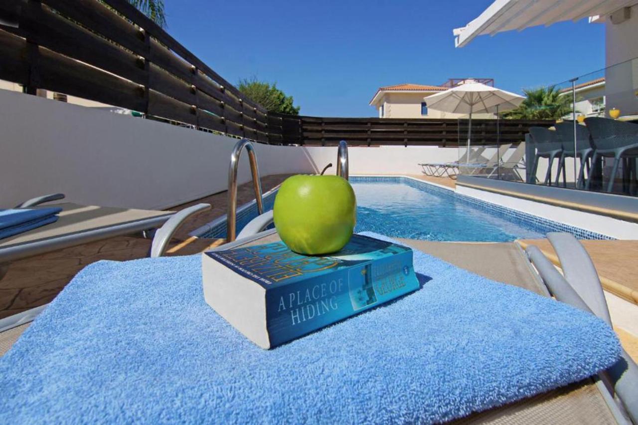 Elite Luxury Villa Paralimni Luaran gambar