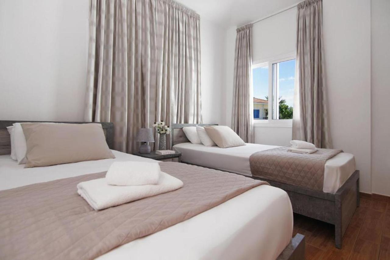 Elite Luxury Villa Paralimni Luaran gambar
