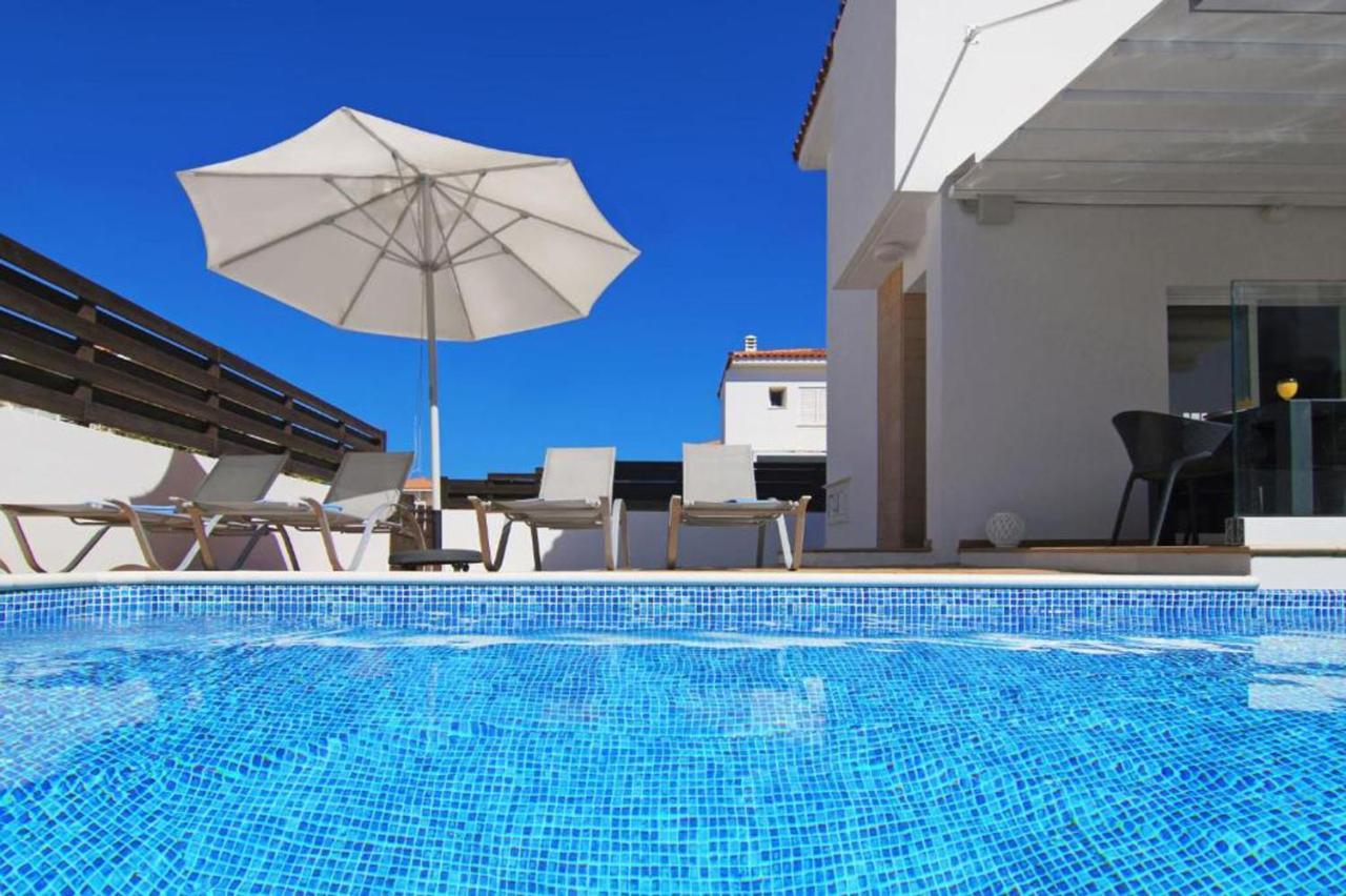Elite Luxury Villa Paralimni Luaran gambar