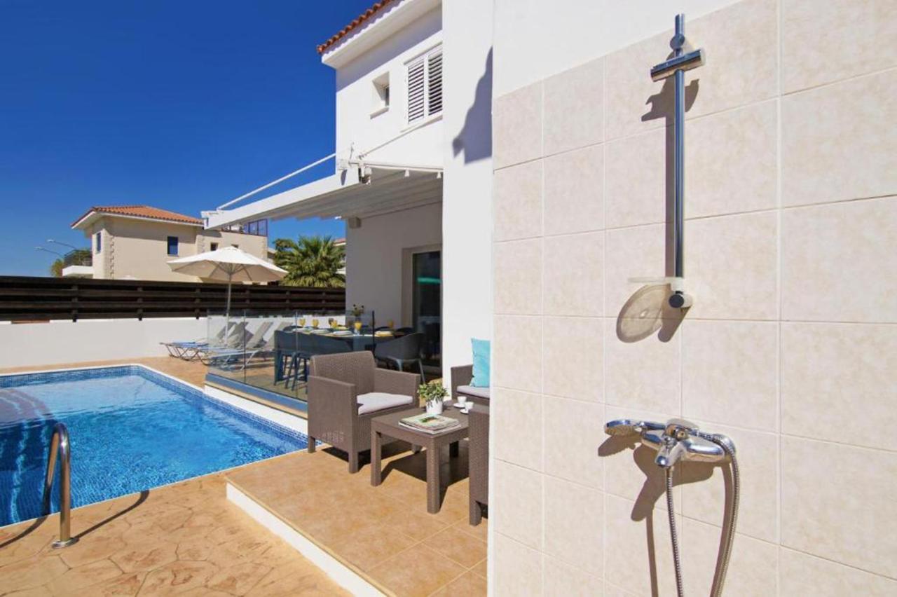 Elite Luxury Villa Paralimni Luaran gambar
