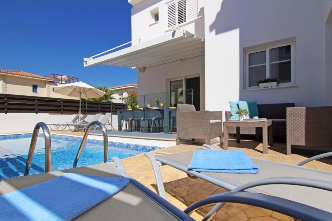 Elite Luxury Villa Paralimni Luaran gambar